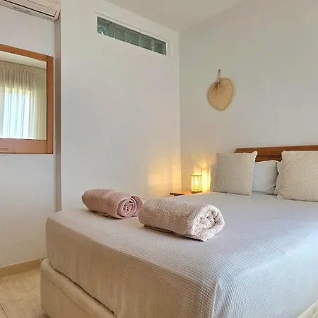 Sky House Apartment *