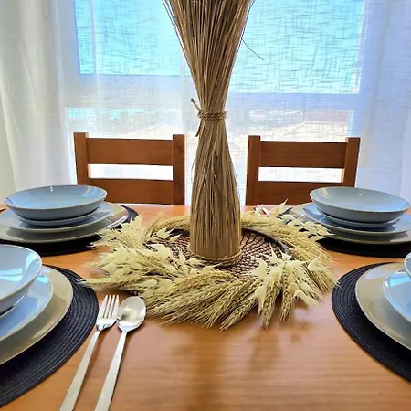 Sky House Apartment *
